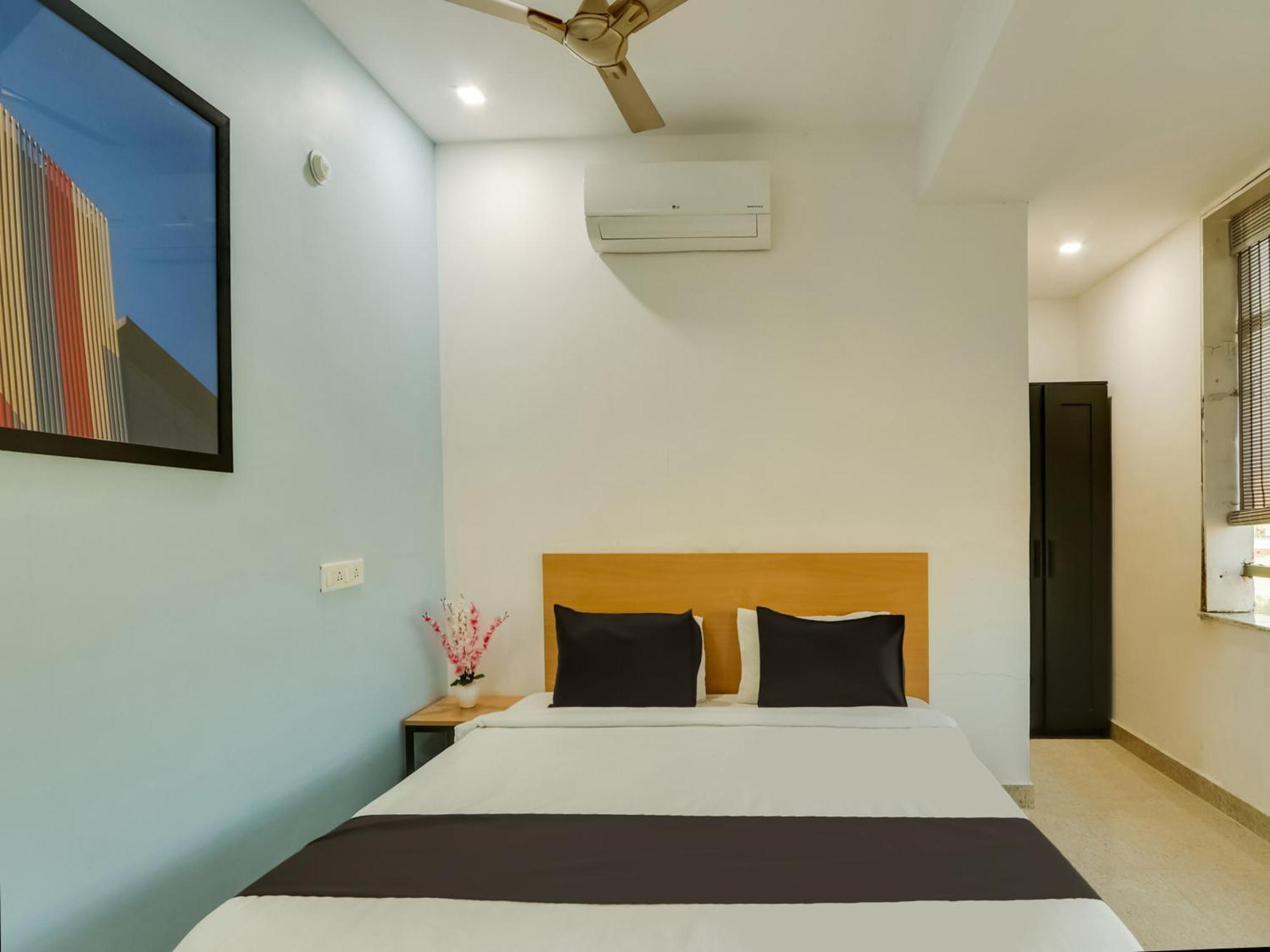 Super Townhouse Qualia Prime Hotel Near Nexus Mall Haïdarabad Extérieur photo