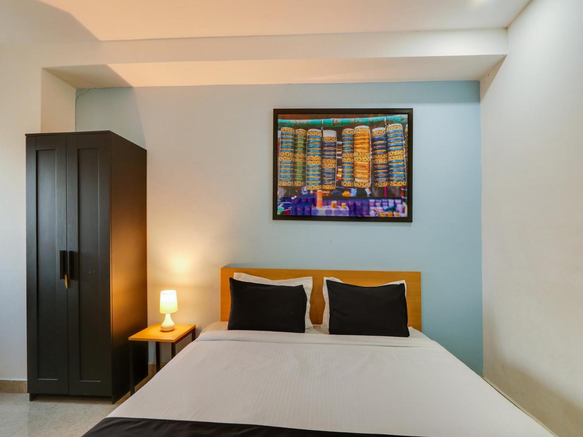 Super Townhouse Qualia Prime Hotel Near Nexus Mall Haïdarabad Extérieur photo